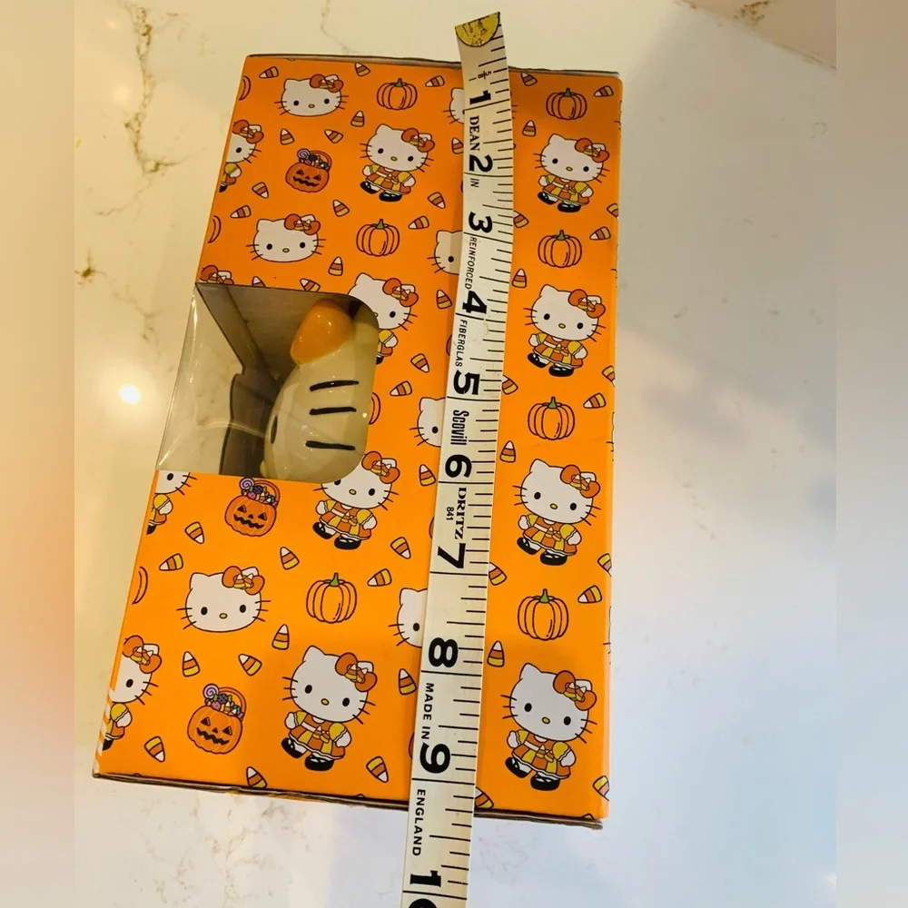 Hello Kitty Halloween Pumpkin Reed Diffuser Vanilla Scented NEW